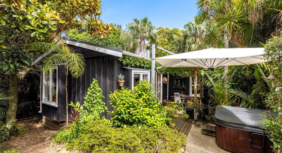  at 43 Bay Road, Ostend, Waiheke Island