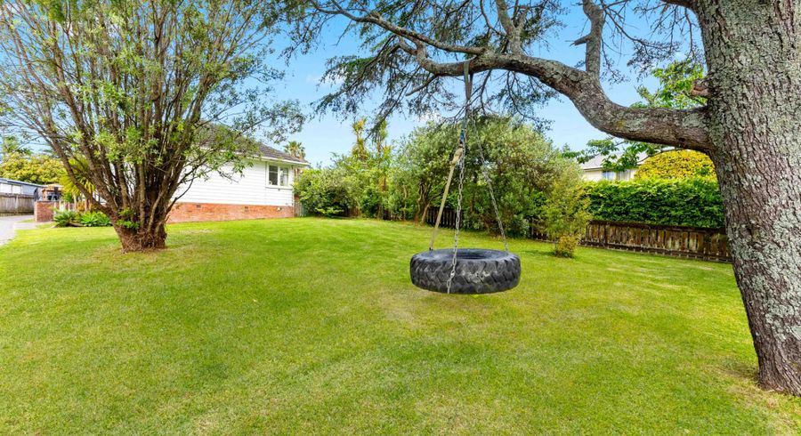  at 48 Amberley Avenue, Te Atatu South, Waitakere City, Auckland