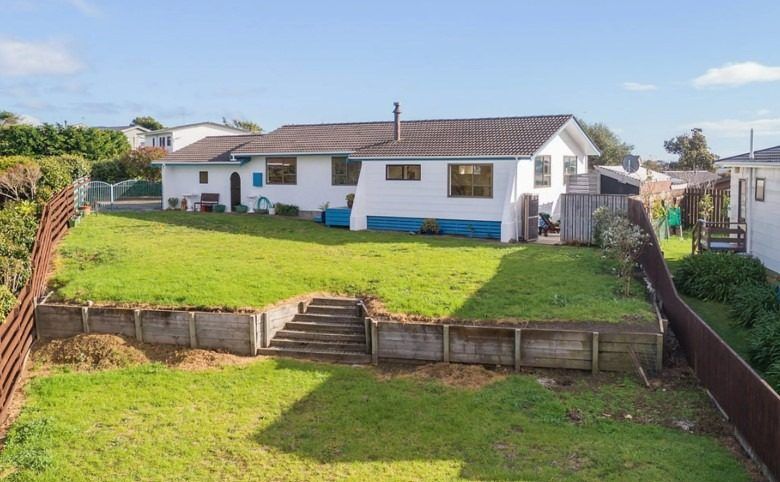  at 13 Freyberg Crescent, Waikanae Beach, Kapiti Coast, Wellington