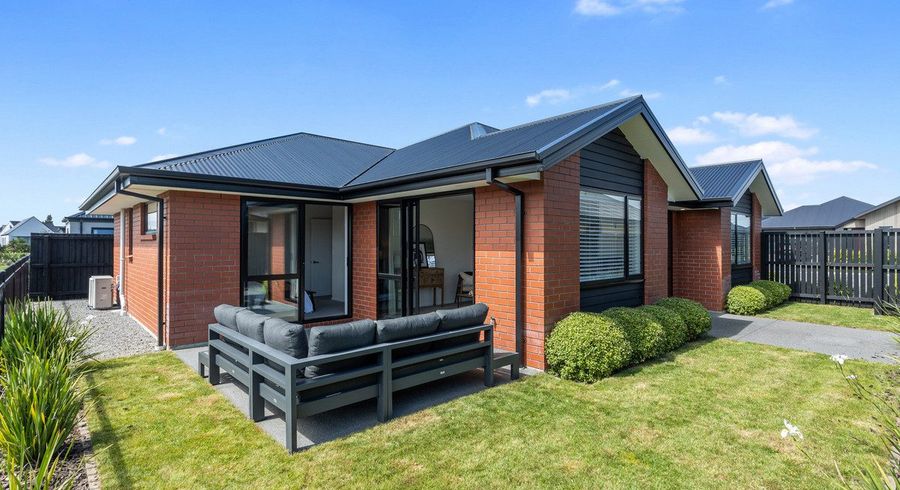  at 33 Selfe Crescent, Burwood, Christchurch City, Canterbury