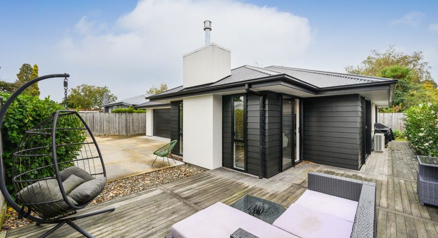  at 6 Ngaio Street, West End, Palmerston North, Manawatu / Whanganui
