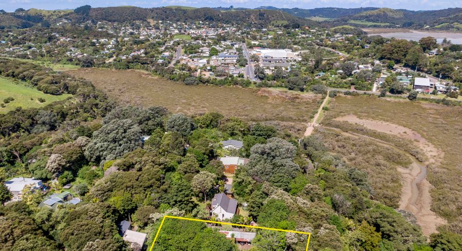  at 89 Wilma Road, Ostend, Waiheke Island
