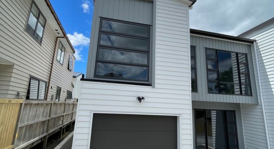  at 19A Eastview Road, Glen Innes, Auckland City, Auckland