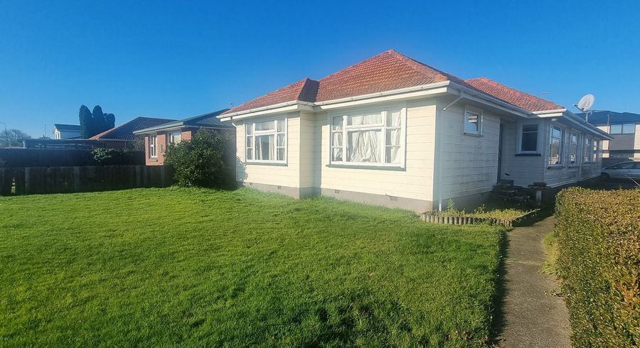  at 108 Main North Rd, Papanui, Christchurch City, Canterbury