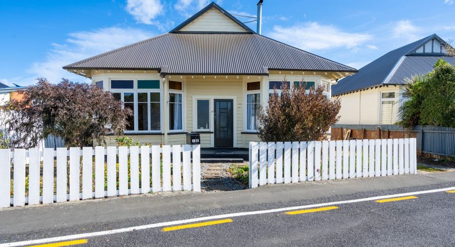  at 48 Royal Crescent, Saint Kilda, Dunedin, Otago