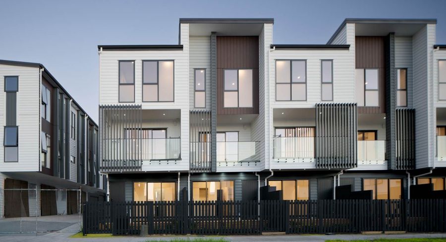  at 8 Pilot Drive, Hobsonville, Waitakere City, Auckland