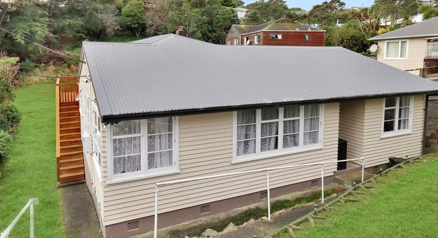  at 41 Lyndfield Lane, Newlands, Wellington, Wellington