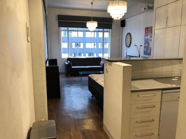  at 5 Queen Street, Northcote Point, Auckland