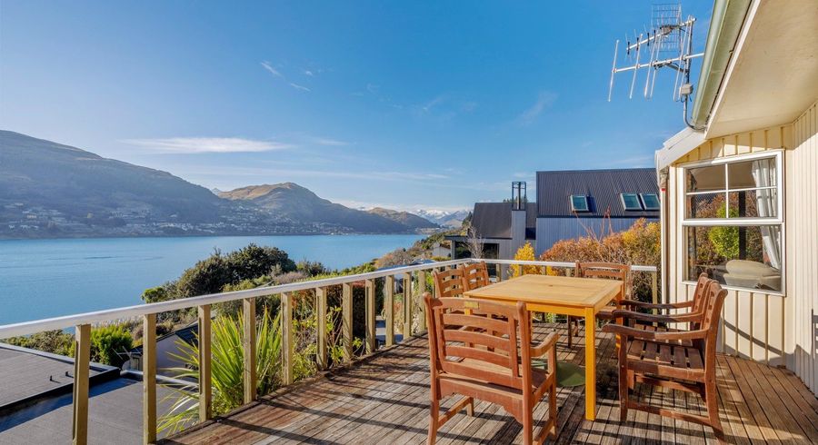  at 367 Peninsula Road, Kelvin Heights, Queenstown