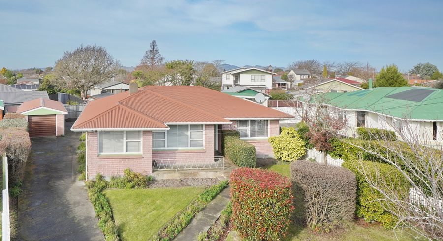  at 3 Ron Place, Bishopdale, Christchurch