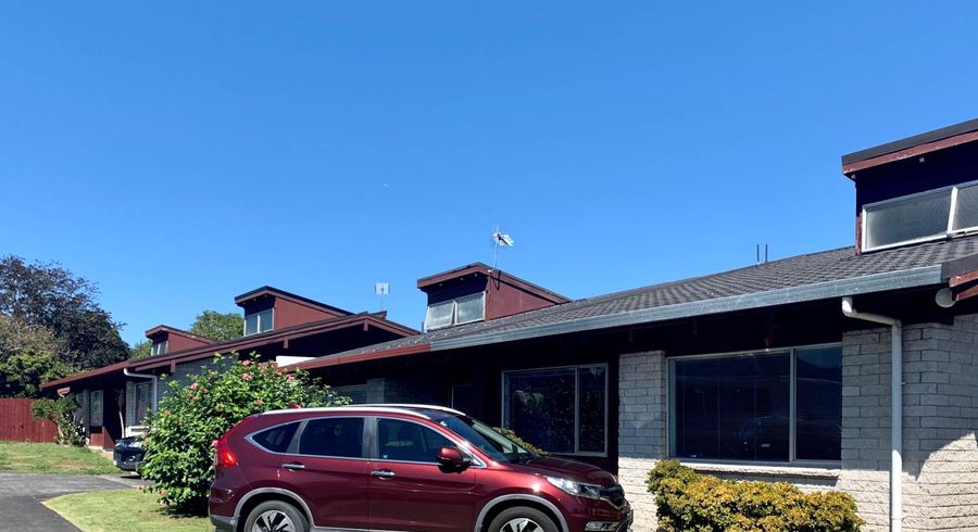  at 4/35 Swanson Road, Henderson, Auckland