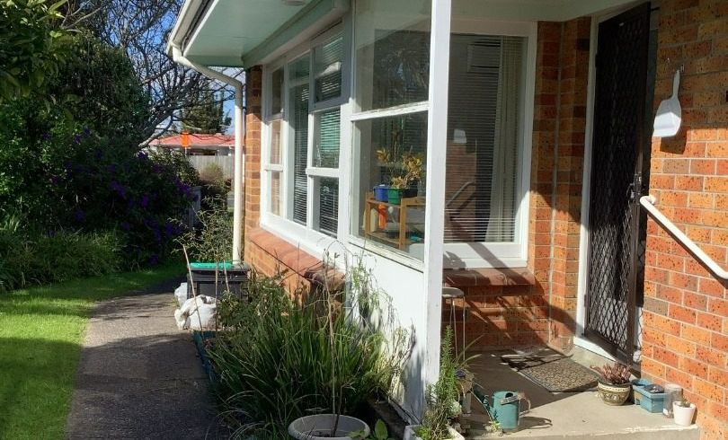  at 1/1 Ocean View Rd, Northcote, North Shore City, Auckland