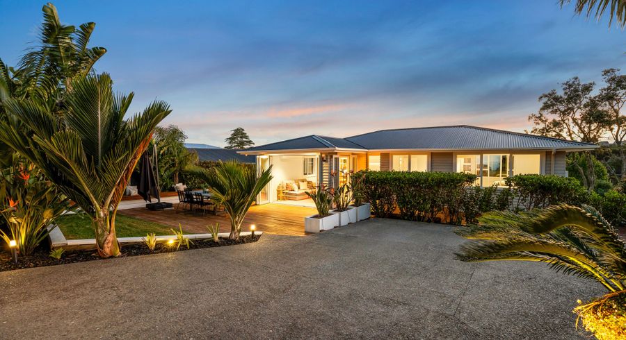  at 51 Sycamore Drive, Sunnynook, North Shore City, Auckland