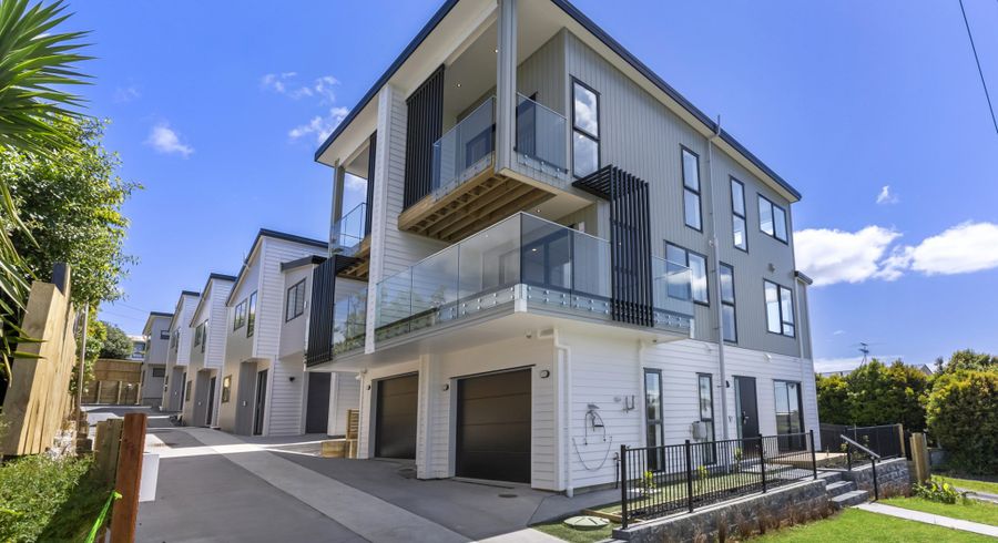  at 4B Bruce Road, Glenfield, North Shore City, Auckland