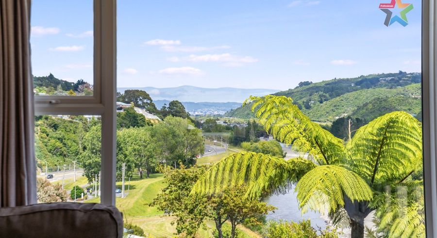  at 11 Manor Drive, Stokes Valley, Lower Hutt