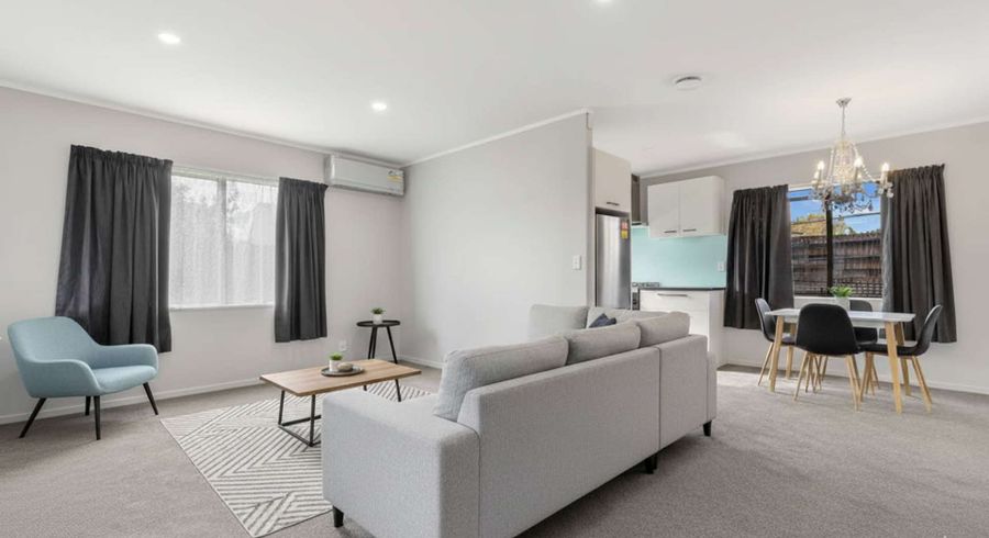  at 2/17 Mcdougall Street, Manurewa East, Manukau City, Auckland