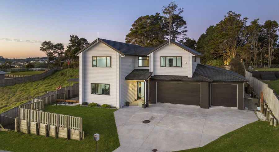  at 17 Annmarie Avenue, Totara Park, Auckland
