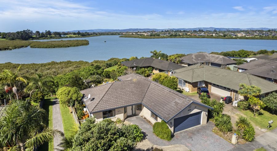  at 89 Waimahia Avenue, Weymouth, Auckland