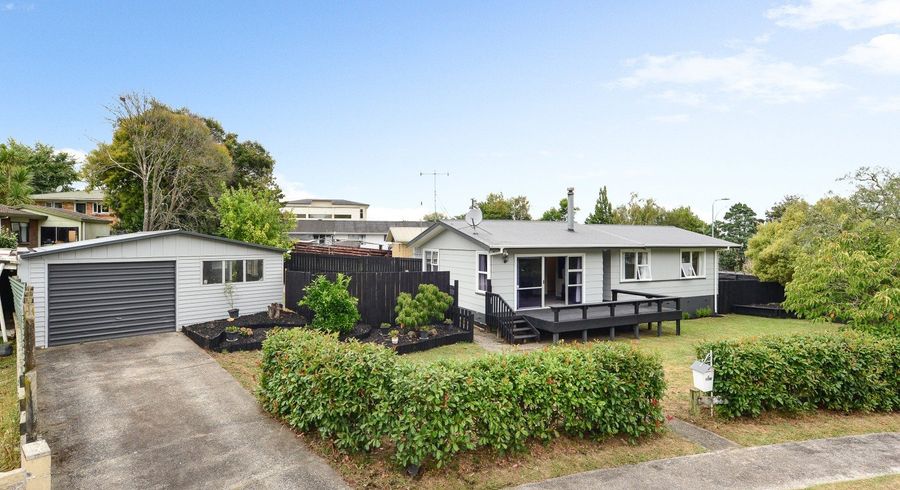  at 6 Pygmalion Place, Dinsdale, Hamilton