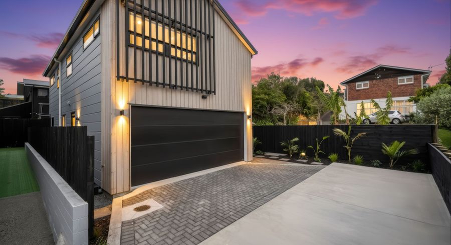  at 42 Gordon Avenue, Milford, North Shore City, Auckland