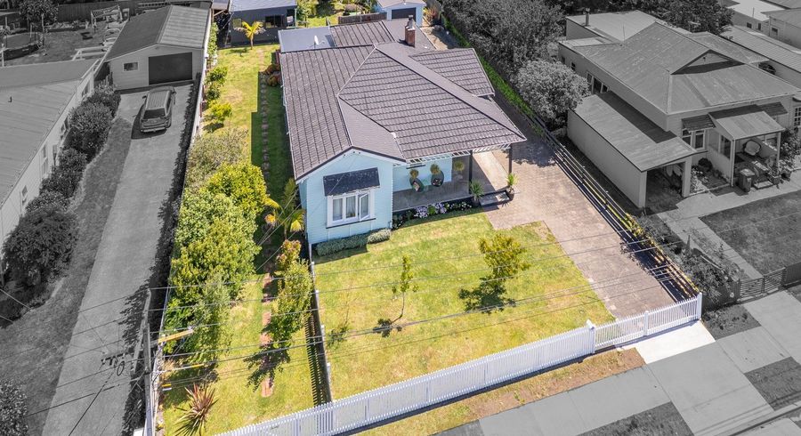  at 22 Young Street, Whanganui East, Whanganui