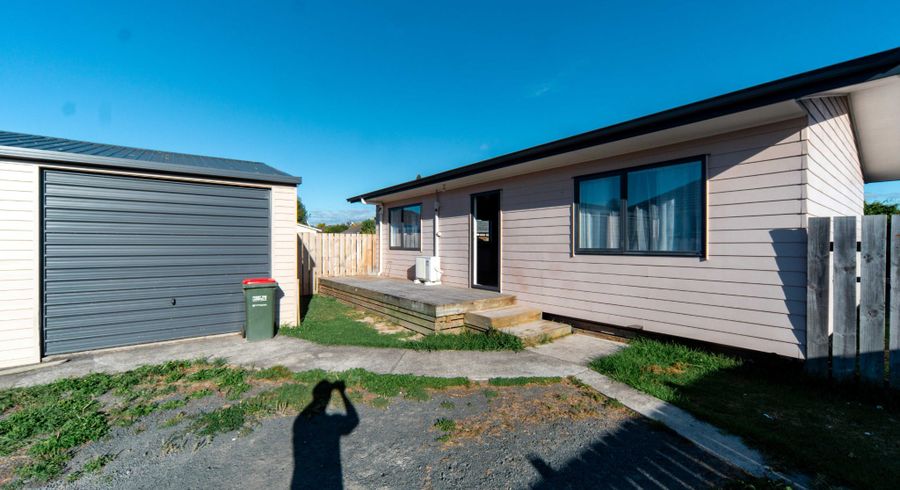  at 12 Douglas Crescent, Fairfield, Hamilton