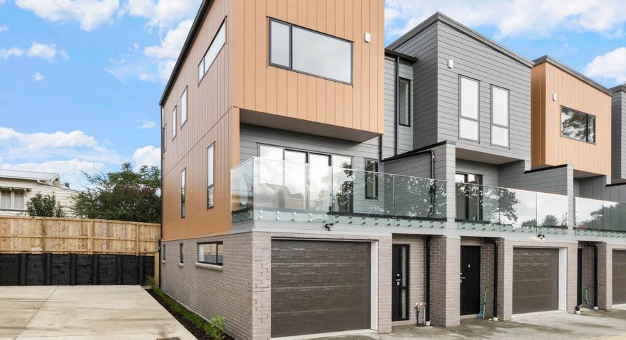 at 3/18 Pine Street, New Lynn, Waitakere City, Auckland