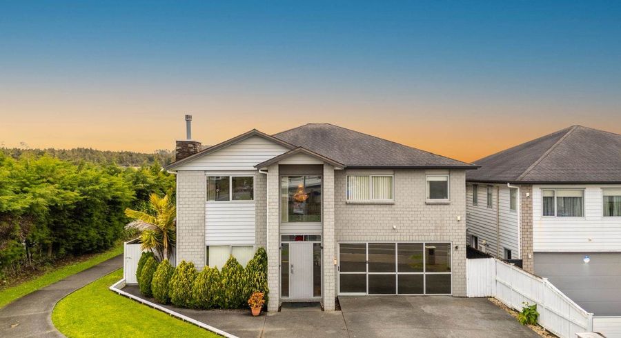  at 129 Flat Bush School Road, Flat Bush, Manukau City, Auckland