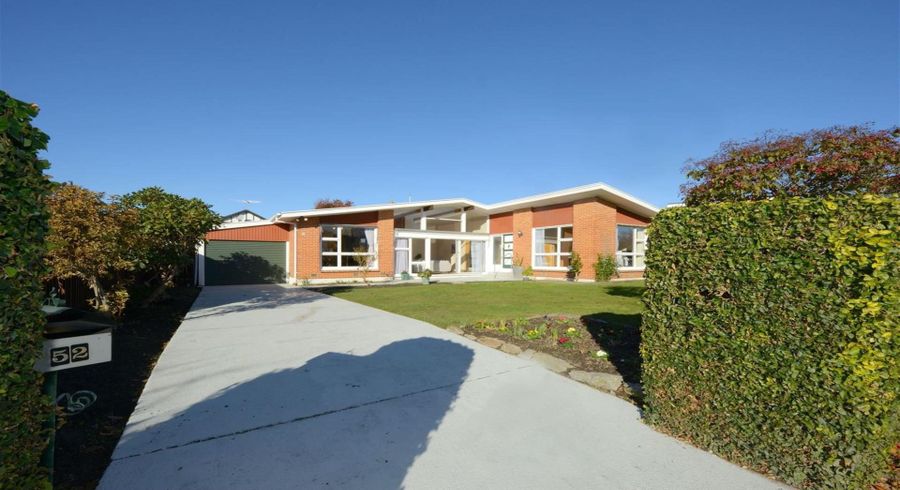 at 52  Glenharrow Avenue, Avonhead, Christchurch City, Canterbury