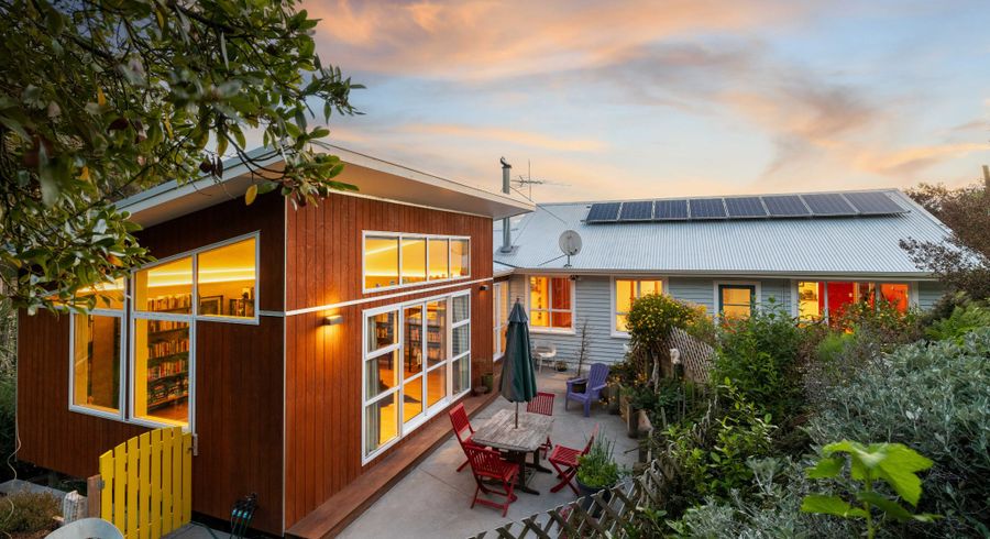  at 46 Cornwall Road, Lyttelton, Banks Peninsula, Canterbury