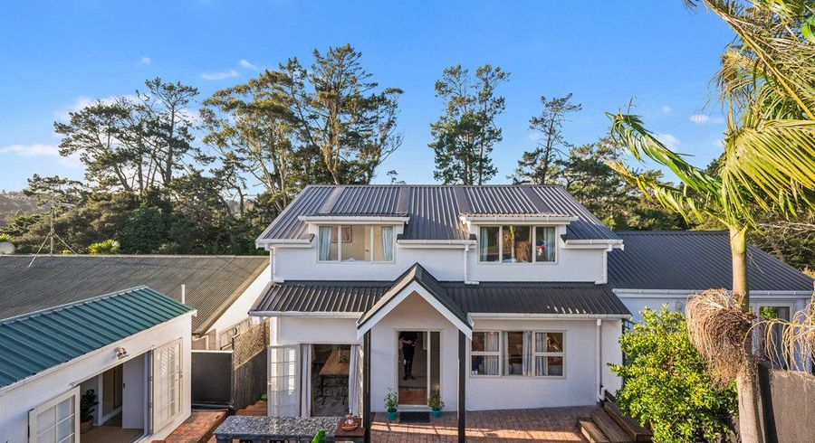  at 134 Eskdale Road, Birkdale, North Shore City, Auckland