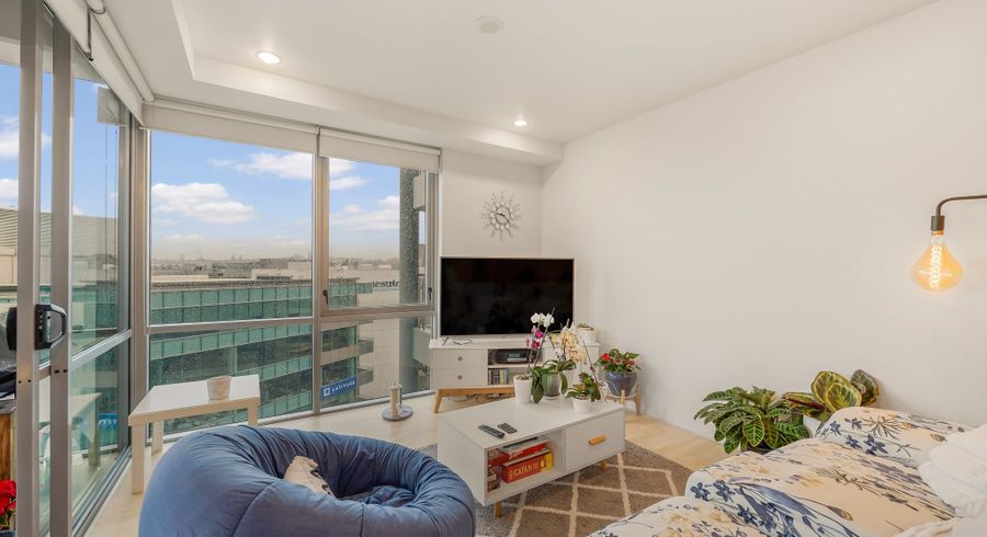  at 1109/30 Beach Road, Auckland Central, Auckland
