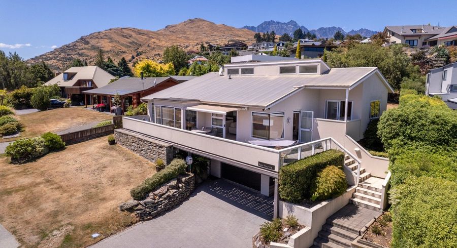  at 446 Peninsula Road, Kelvin Heights, Queenstown