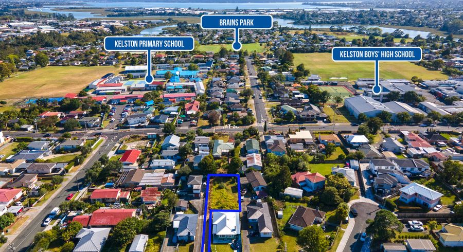  at 4A Daphne Street, Kelston, Waitakere City, Auckland