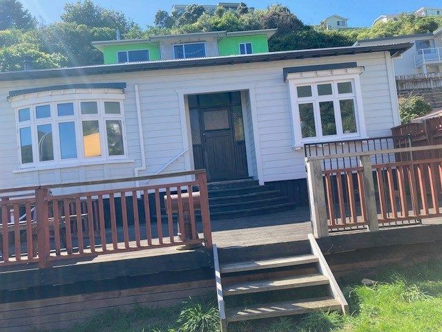  at 29 Domanski Crescent, Owhiro Bay, Wellington