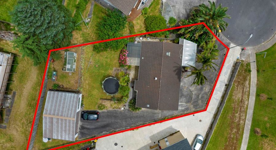  at 9 Malibu Grove, Bayview, Auckland
