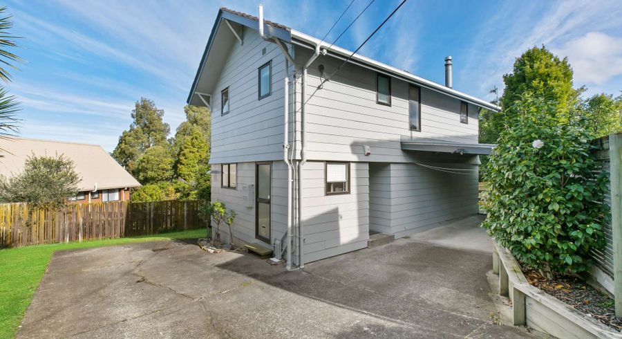  at 44 Roberts Road, Glenfield, Auckland