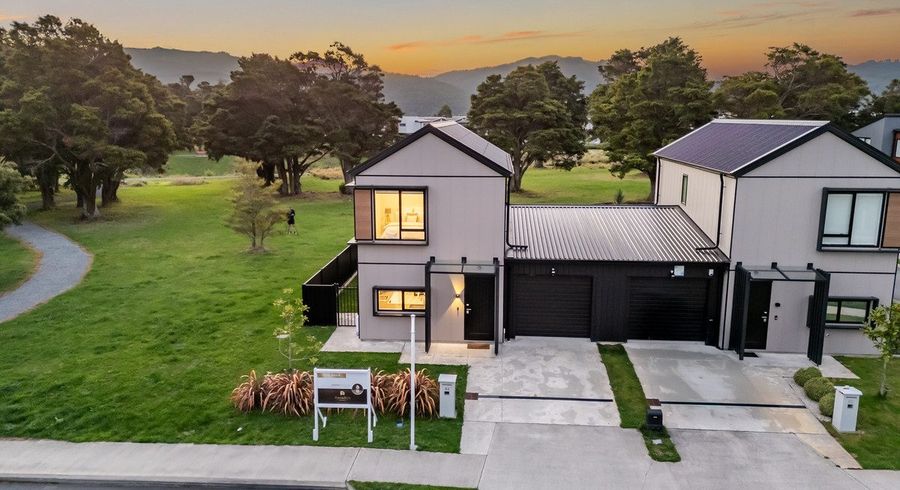  at 84 Mawai Hakona Drive, Wallaceville, Upper Hutt, Wellington