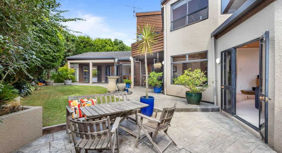  at 3 Scorpio Place, Windsor Park, Auckland