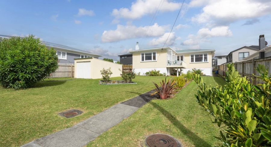  at 40 Kelwyn Road, Kelston, Waitakere City, Auckland