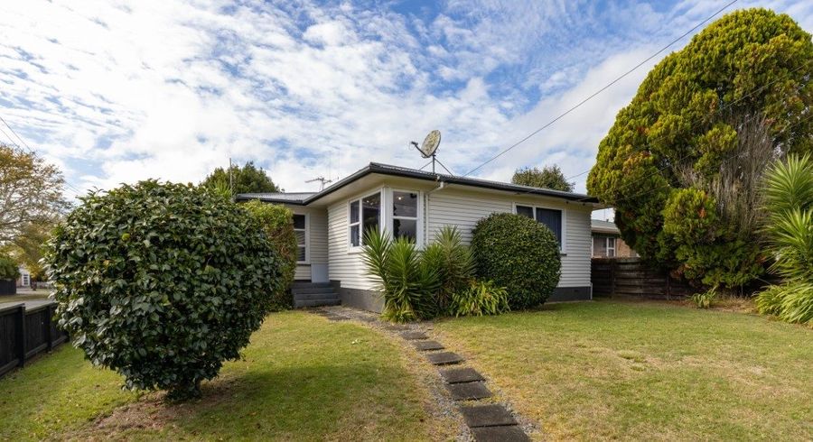  at 1 Cedar Place, Hillcrest, Hamilton, Waikato