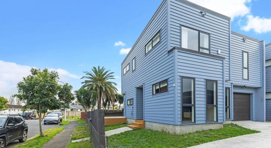  at 52A Convair Crescent, Mangere, Manukau City, Auckland