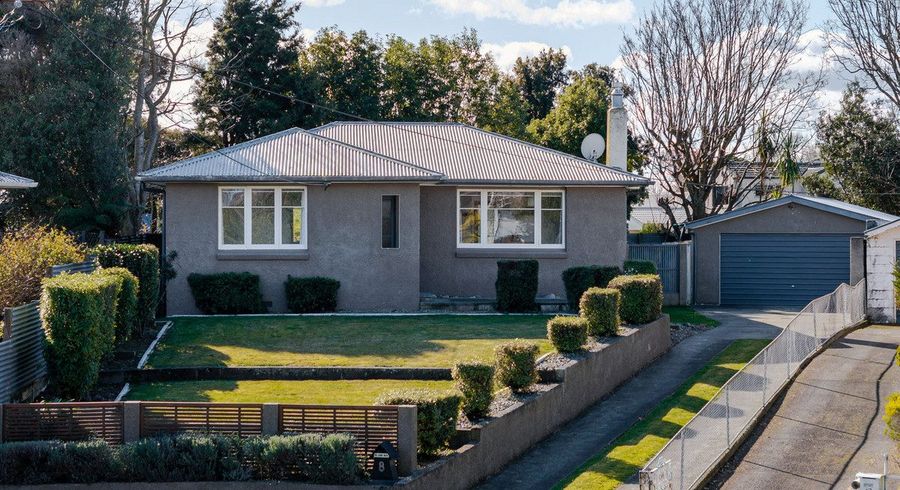  at 8 Stoke Place, Awapuni, Palmerston North, Manawatu / Whanganui