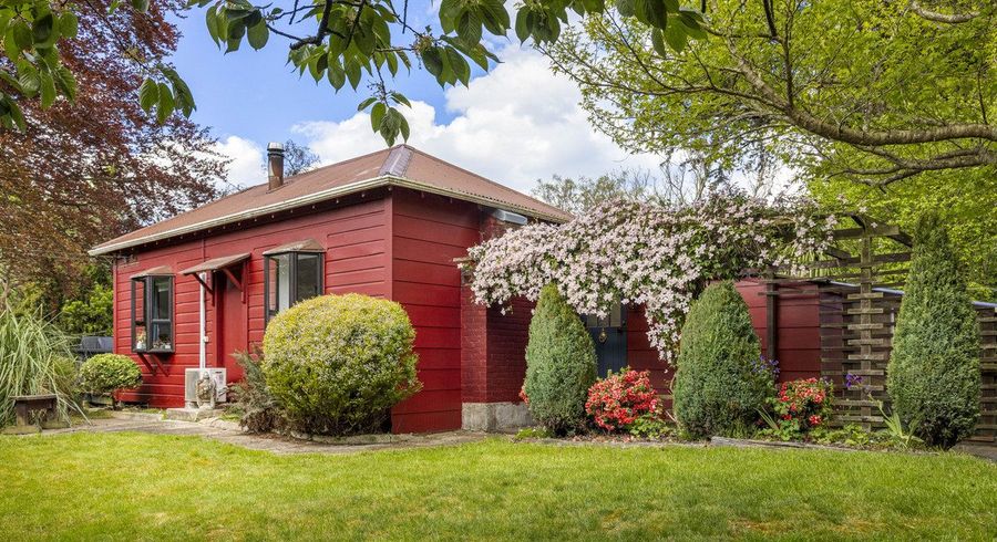  at 13 Hereweka Street, Portobello, Dunedin