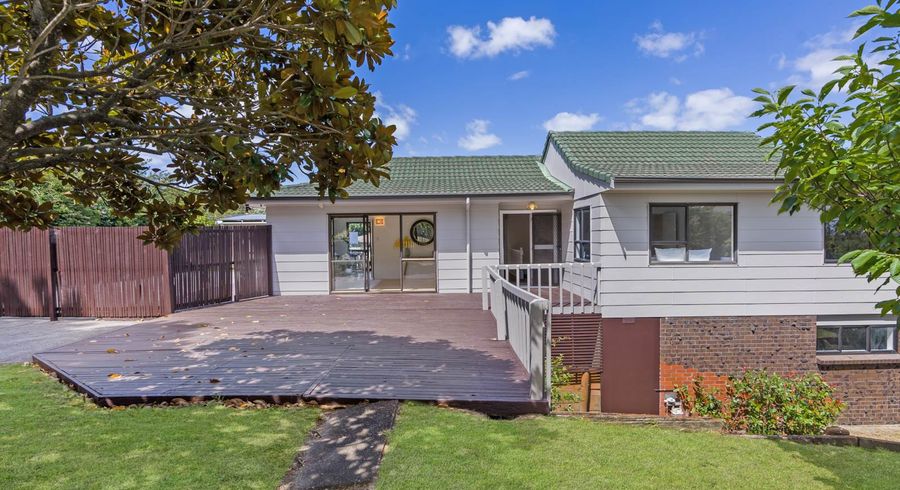  at 6 Everglade Drive, Goodwood Heights, Auckland