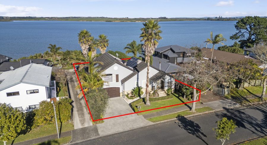  at 35 St Annes Crescent, Wattle Downs, Manukau City, Auckland