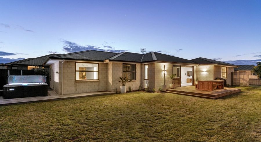  at 11 Livingstone Drive, Papamoa Beach, Papamoa