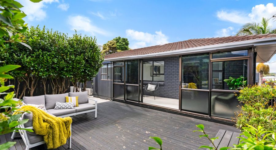  at 1/131 Botany Road, Botany Downs, Manukau City, Auckland