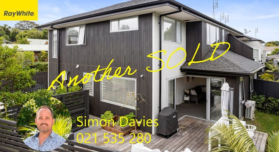  at 15A Vida Place, Howick, Auckland