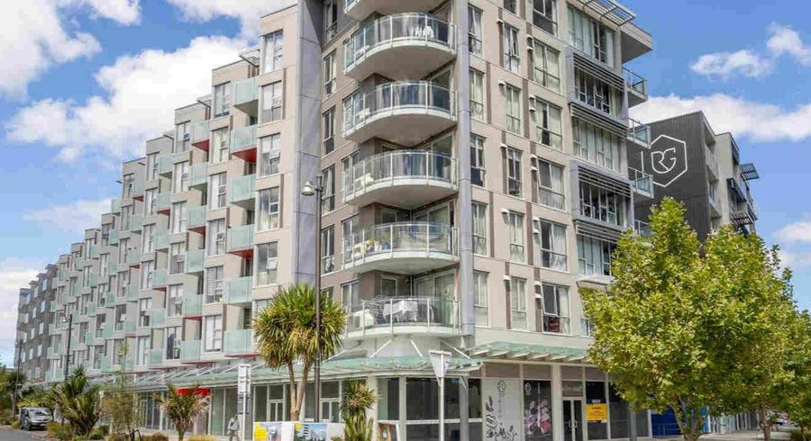  at 205/1 Rose Garden Lane, Albany, North Shore City, Auckland